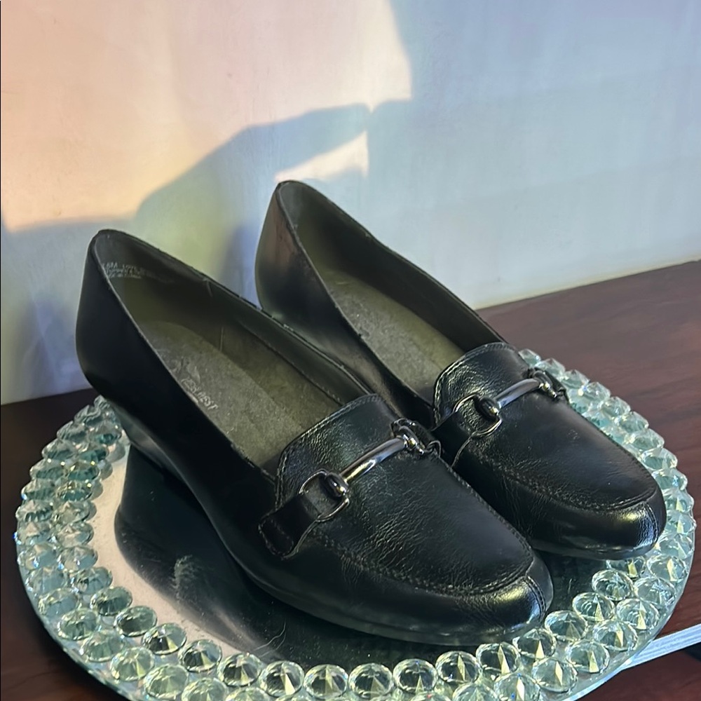 A2 by Aerosoles Black Bit-Buckle Loafers Heel- Women's Size 7.5 - NWOT